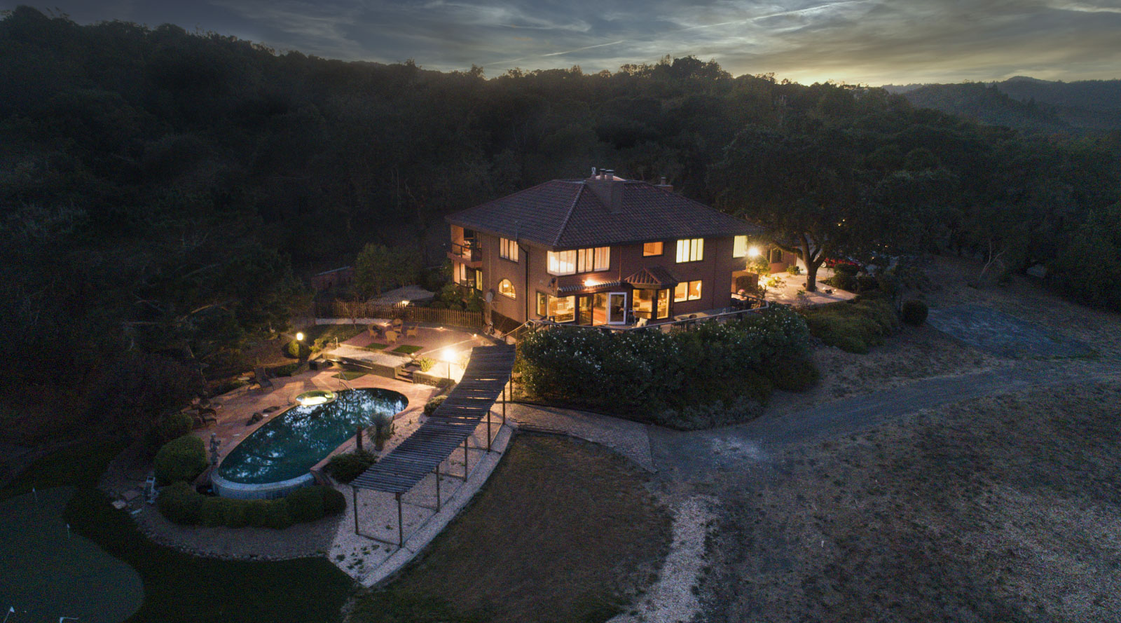 Glen Ellen Wine Country Estate on 10 acres at the end of a private lane